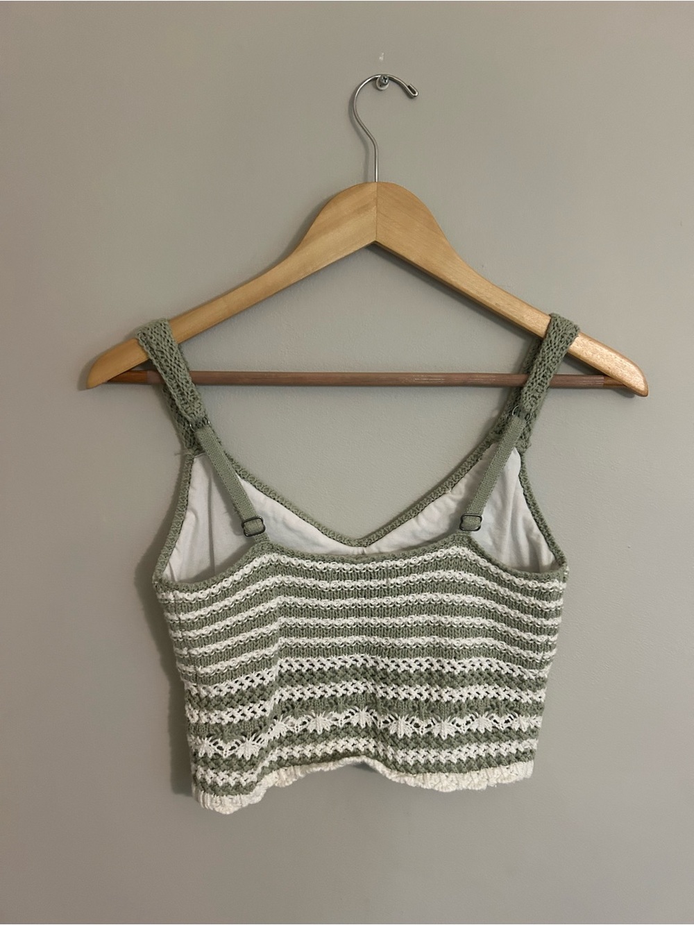 Hollister Olive Green & White Striped Crochet Crop Tank - Picture 5 of 11